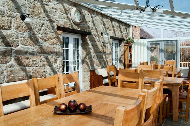Nant Yr Odyn Country Hotel & Restaurant Ltd Llangefni Dış mekan fotoğraf